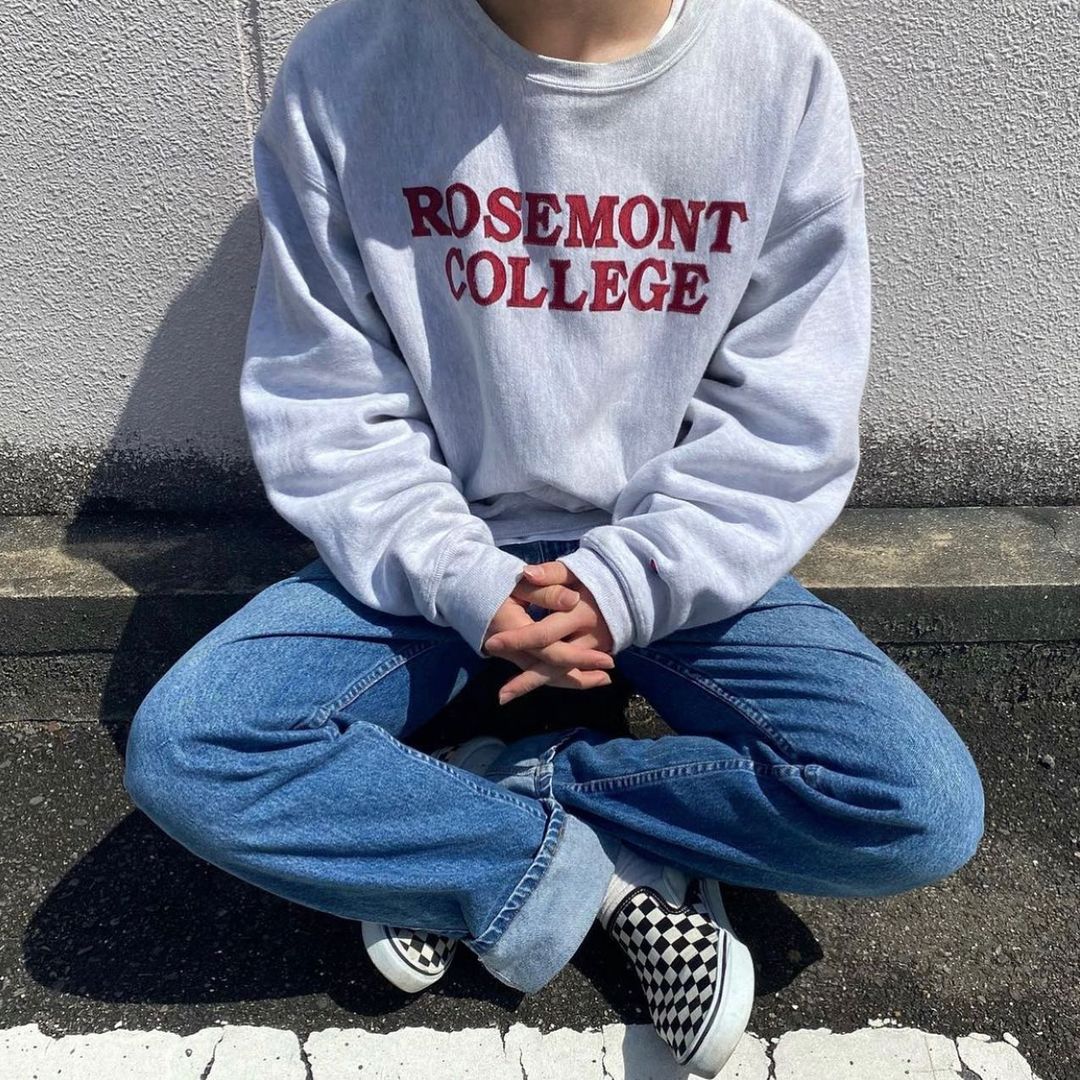 VANSチェッカーフラッグのスリッポンを古着で活かしたコーデ15選!履き