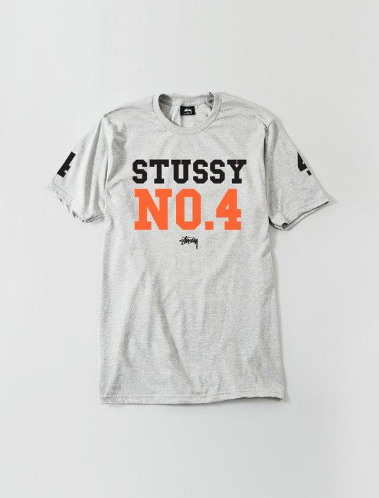 Stussy ステューシー の古着の世界を探求する Tシャツのロゴに宿るストリートの精神 古着 古着通販 メンズ レディースのビンテージ古着屋ラッシュアウト