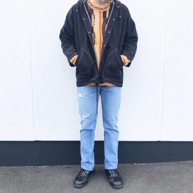 ストレートジーンズ　リーバイス501コーデ