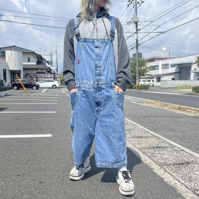フーディ×オーバーオール