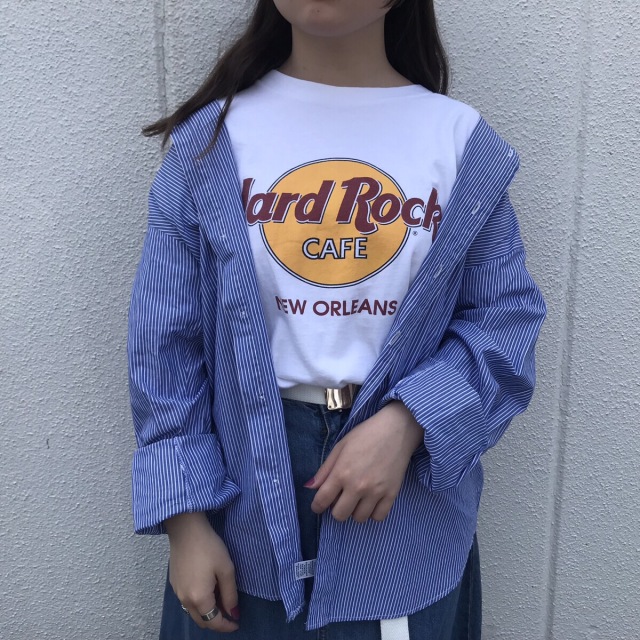 300円 永遠の定番 Hard Rock Cafe Tシャツ Lサイズ ハード ロック カフェ ホワイト 白 半袖 カットソー 古着 アメリカ ギター ロゴ レディース