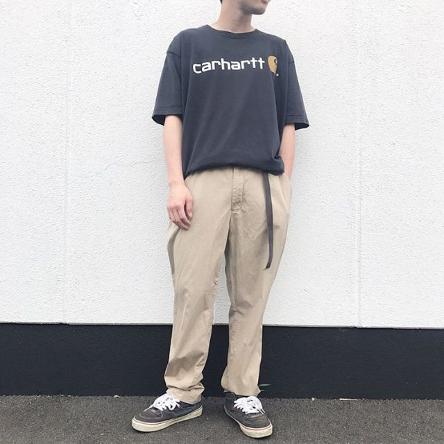 カーハート古着のTシャツコーデ