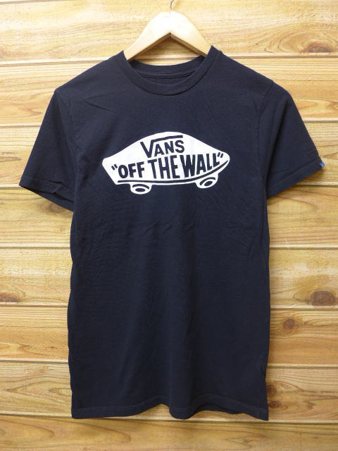 Vans バンズ の歴史 Off The Wall の精神を紐解く バンズを使った古着定番コーデも 古着 古着通販 メンズ レディースのビンテージ古着屋ラッシュアウト